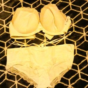 Bra size 42D underwear 1x